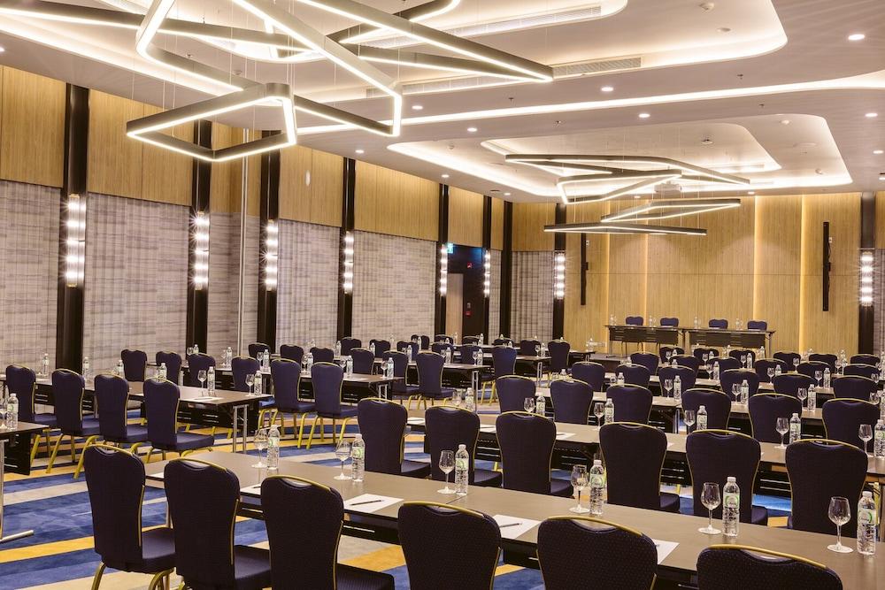 Modena By Fraser Hotel Buriram
